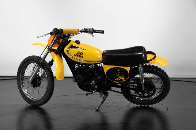 Image 1/29 de Yamaha DUMMY (1978)