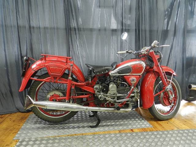 Image 1/10 de Moto Guzzi Tipo V (1948)