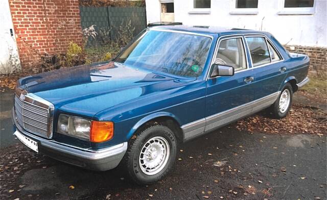 Immagine 1/13 di Mercedes-Benz 500 SE (1984)