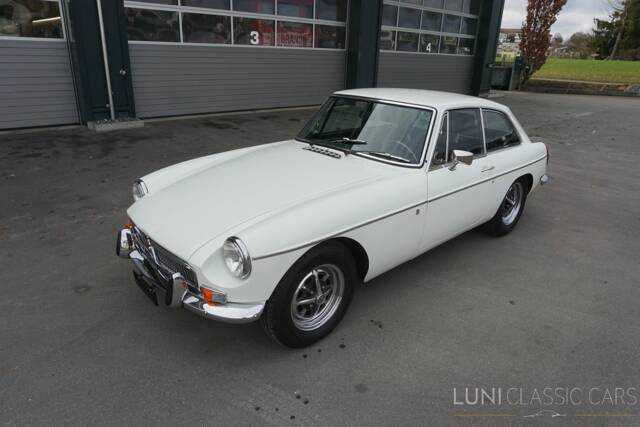 Image 1/54 de MG MGB GT (1974)