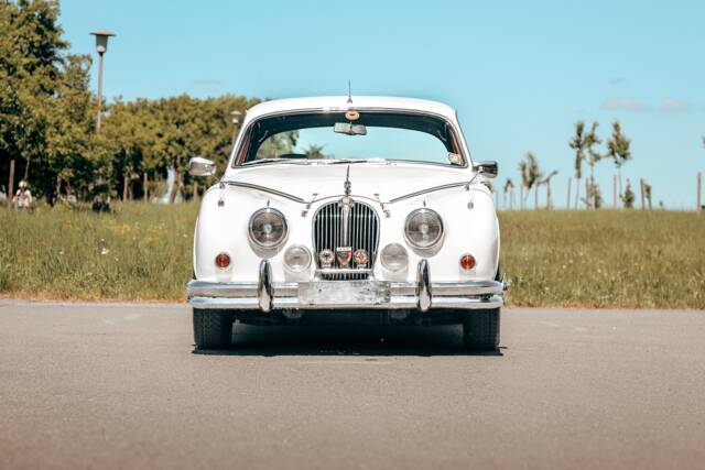 Imagen 1/18 de Jaguar Mk II 3.4 (1963)