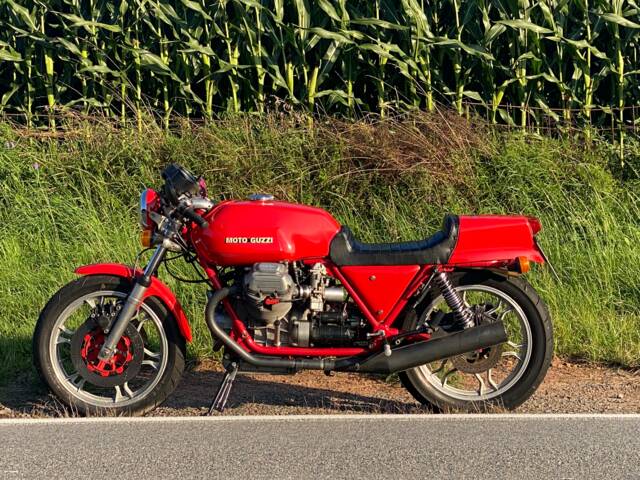 Image 1/18 de Moto Guzzi DUMMY (1978)