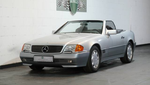 Image 1/51 of Mercedes-Benz 500 SL (1992)