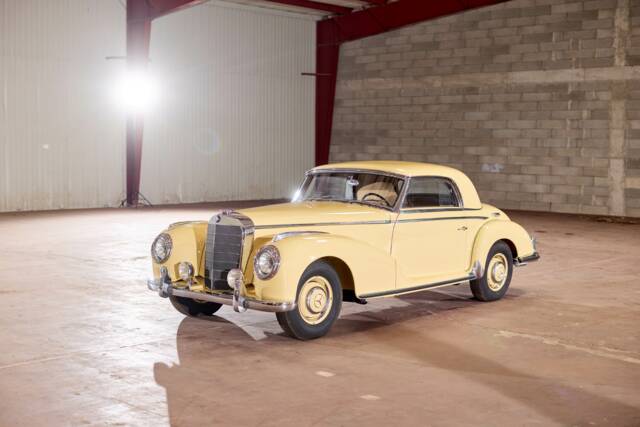 Image 1/56 of Mercedes-Benz 300 S (1953)