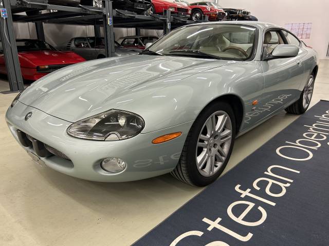 Bild 1/32 von Jaguar XKR (2003)