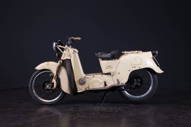 Image 1/18 of Moto Guzzi DUMMY (1952)