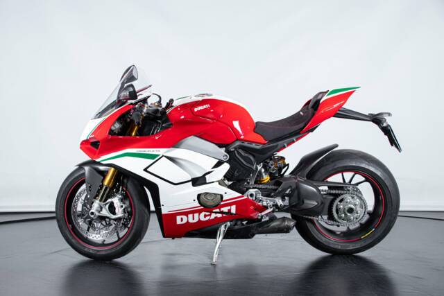 Image 1/50 de Ducati DUMMY (2018)