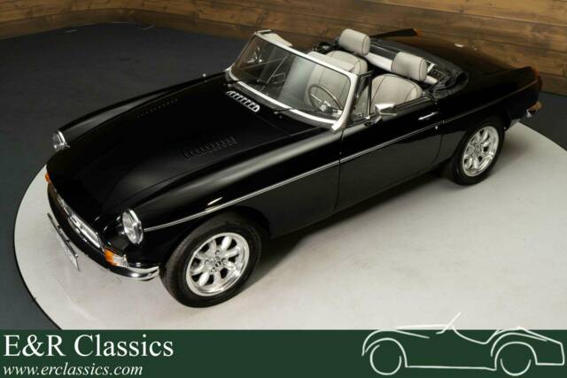 Image 1/19 de MG MGB V8 (1980)