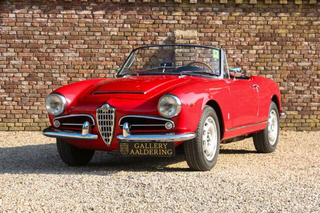 Image 1/50 of Alfa Romeo Giulia 1600 Spider (1963)