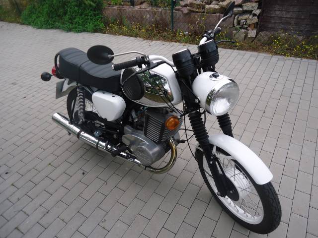 Bild 1/7 von MZ DUMMY (1978)