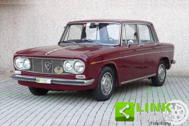 Image 1/8 de Lancia Fulvia (1972)