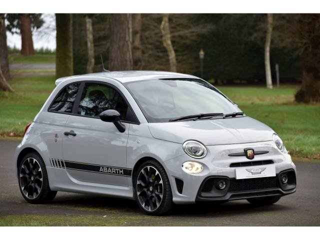 Bild 1/17 von Abarth 595 1.4 Turbo T-Jet Pista (2021)