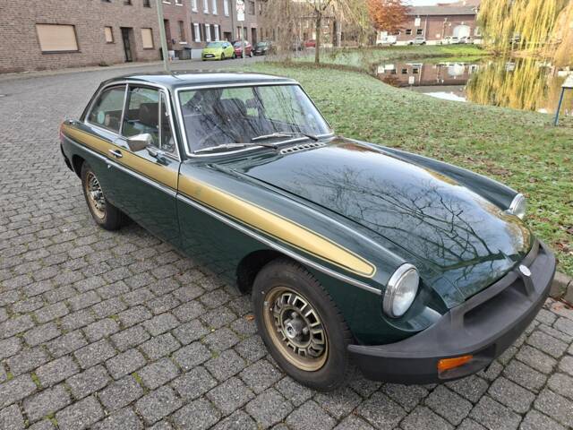 Image 1/8 of MG MGB GT (1975)