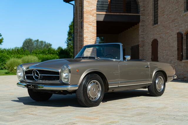 Image 1/50 de Mercedes-Benz 280 SL (1969)