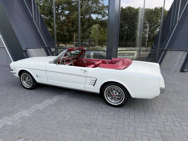 Image 1/50 de Ford Mustang 390 GTA (1966)