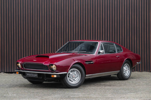 Image 1/20 of Aston Martin V8 (1976)