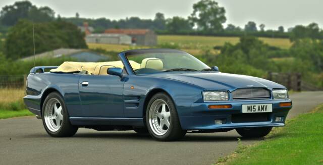 Bild 1/50 von Aston Martin Virage Volante (1995)