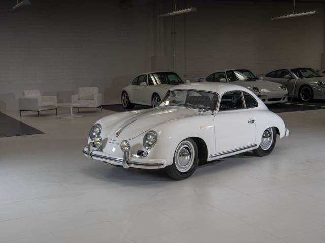 Immagine 1/36 di Porsche 356 1500 Continental (1955)