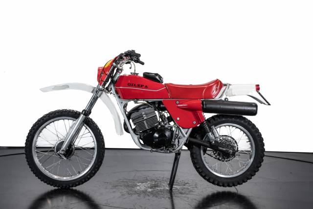 Image 1/16 of Gilera DUMMY (1982)
