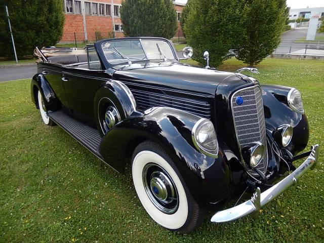 Image 1/22 of Lincoln Model K V12 (1938)