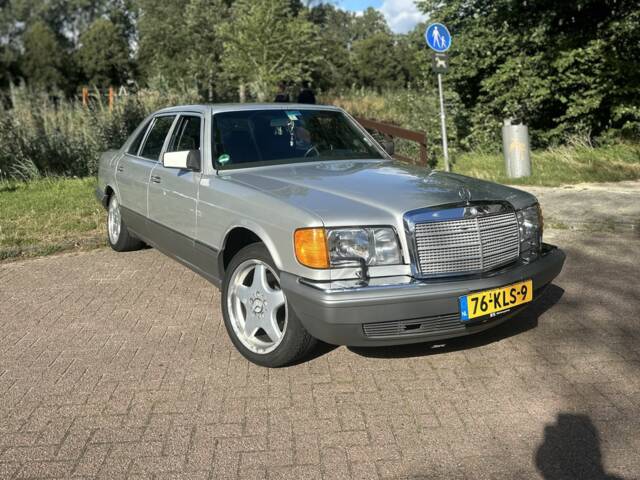 Bild 1/8 von Mercedes-Benz 560 SEL (1986)