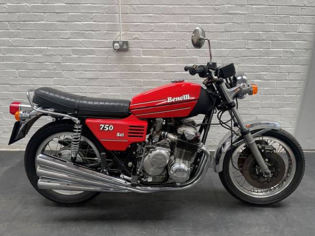 Image 1/39 of Benelli DUMMY (1979)