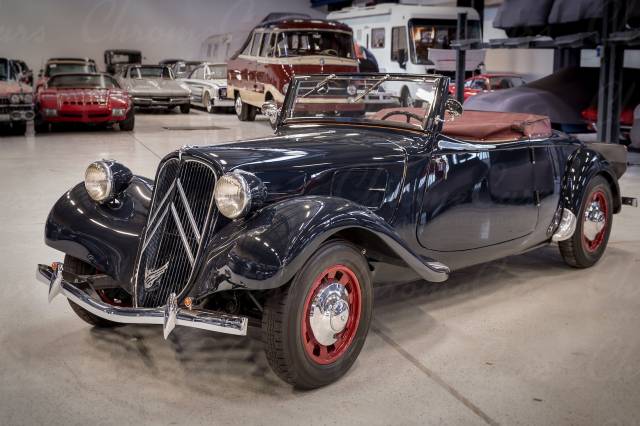 Imagen 1/6 de Citroën Traction Avant 11 BL (1952)