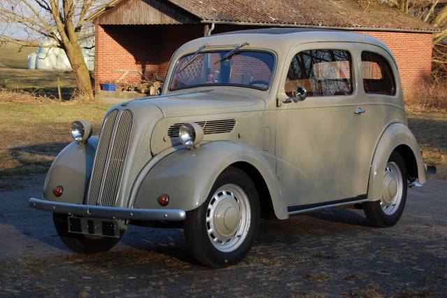 Image 1/12 of Ford Popular (1956)