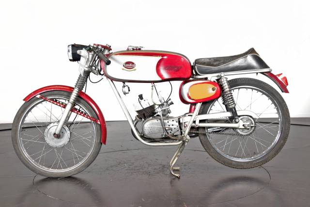 Bild 1/12 von Mondial DUMMY (1968)