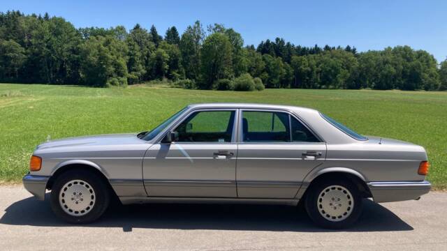 Bild 1/29 von Mercedes-Benz 300 SE (1990)