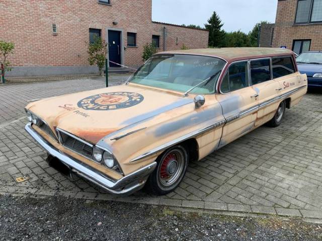 Image 1/9 of Pontiac Bonneville (1961)