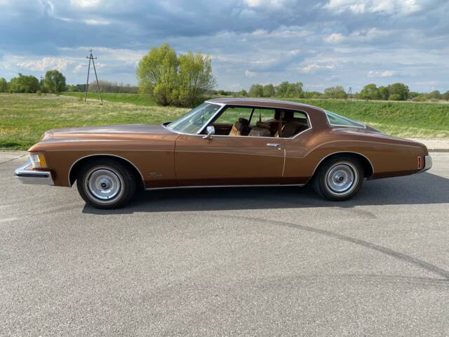 Image 1/9 of Buick Riviera (1973)