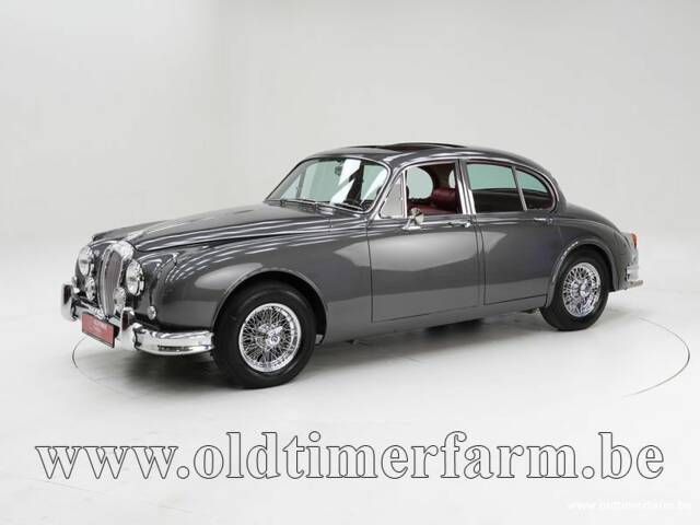 Image 1/2 de Daimler 2.5 Litre V8 (1966)