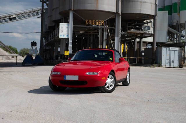 Image 1/24 of Mazda MX-5 1.6 (1992)