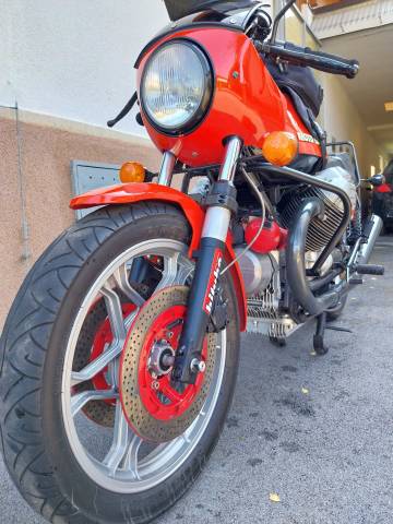 Image 1/7 de Moto Guzzi DUMMY (1977)