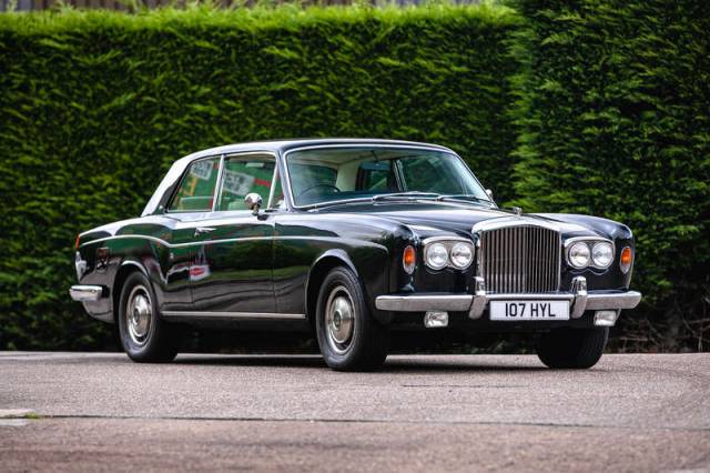 Image 1/35 of Bentley Corniche I (1974)