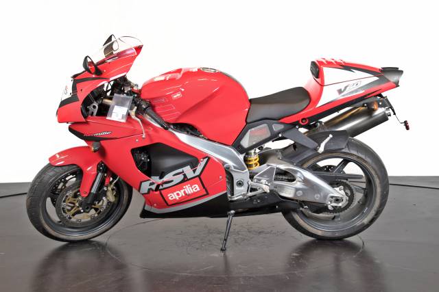 Image 1/19 de Aprilia DUMMY (2000)