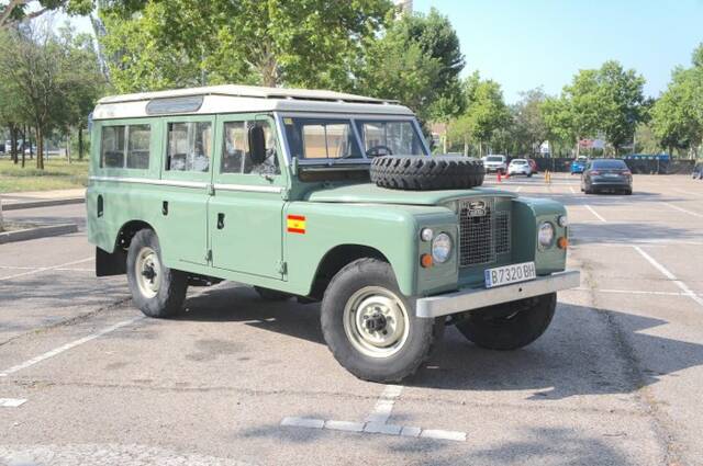 Bild 1/7 von Land Rover 109 (1975)