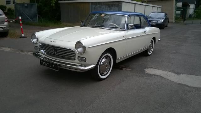Peugeot 404 Coupe Injection