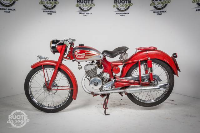 Bild 1/1 von Benelli DUMMY (1954)