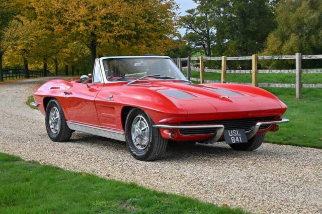 Bild 1/50 von Chevrolet Corvette Sting Ray Convertible (1963)