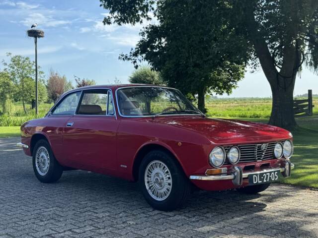 Image 1/8 of Alfa Romeo 2000 GTV (1971)