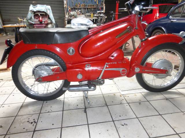 Imagen 1/5 de Motom DUMMY (1959)