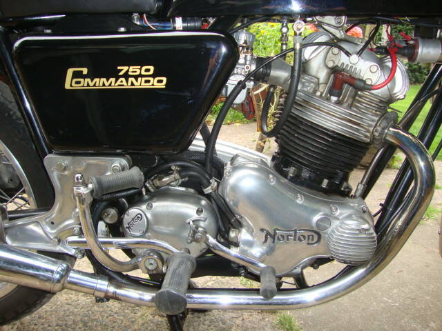 Image 1/11 de Norton DUMMY (1972)