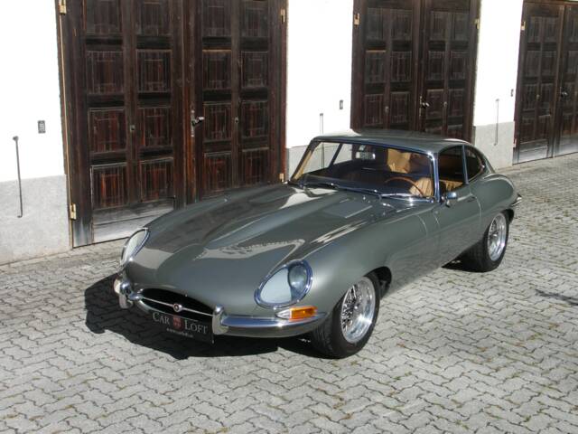Image 1/41 of Jaguar E-Type 3.8 (1964)