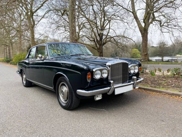 Image 1/50 of Bentley Corniche (1974)