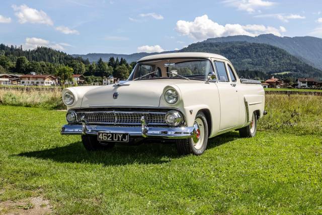 Image 1/43 of Ford Mainline Utility (1955)