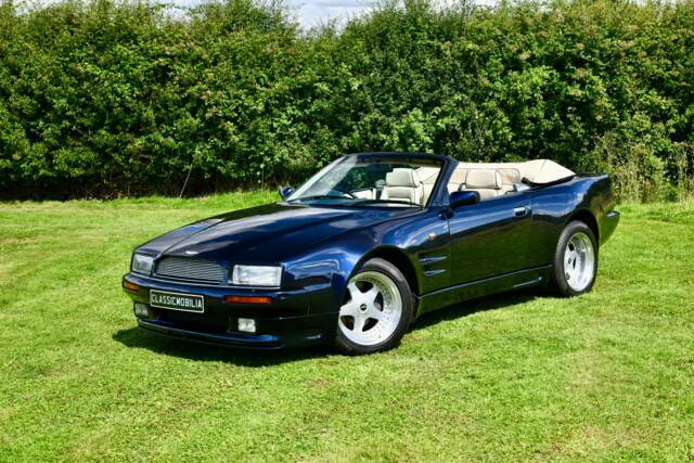 Immagine 1/13 di Aston Martin Virage Volante (1995)