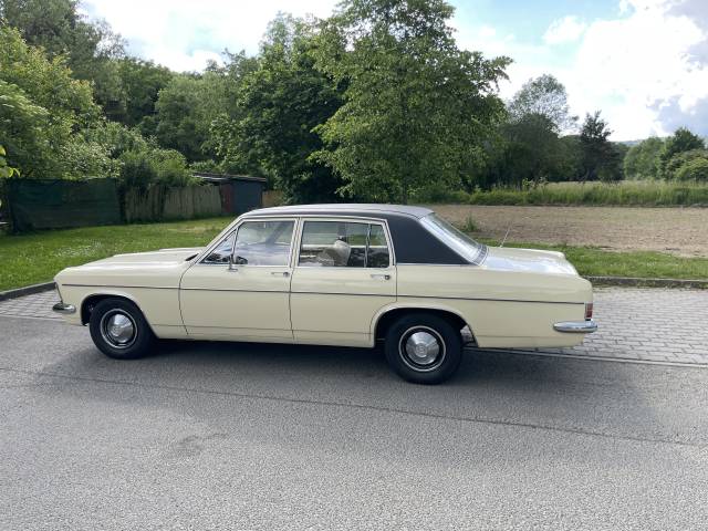 Bild 1/17 von Opel Admiral 2,8 S (1970)