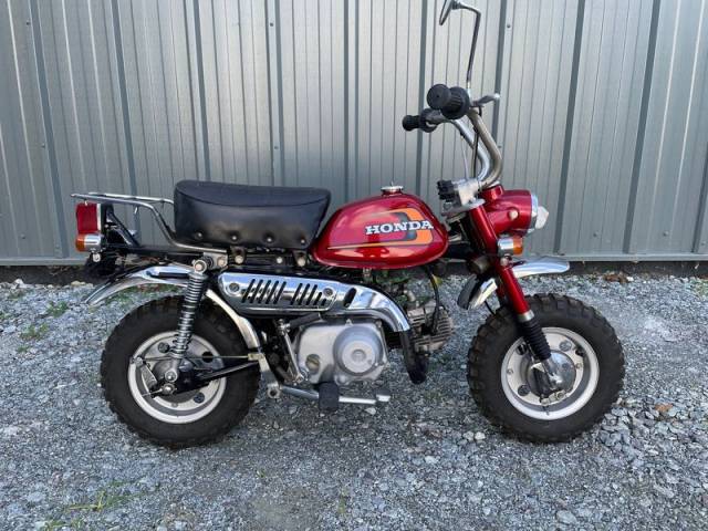 Image 1/24 of Honda DUMMY (1977)